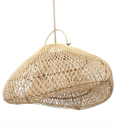 Suspension The Cloud Naturel M. Un luminaire artisanal à la forme nuageuse qui diffuse une lumière douce et apaisante.