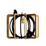 Suspension CAGE AUX OISEAUX luminaire bois design avec oiseaux en bois structure ajourée et ambiance douce