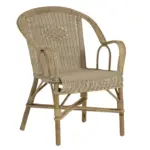 Fauteuil en rotin MARCEL avec accoudoirs, structure en rotin naturel et tressage patiné, style classique français.