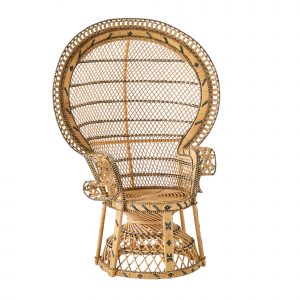 fauteuil_emmanuelle_kok_esprit_rotin (2) Fauteuil Emmanuelle en rotin naturel avec dossier ajouré et tressage décoratif, style exotique et iconique