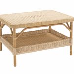 Table basse en rotin rectangulaire Nantucket avec double plateau, motif diamant et structure en canne de rotin naturel.