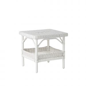 Table basse en rotin blanc Primavera avec plateau motif diamant et rangement porte-revues.