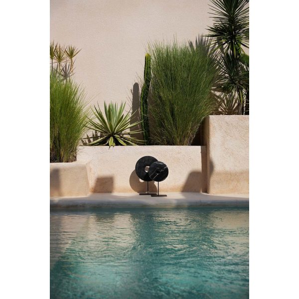 5f5eac7b-3259-49bf-aa33-88976a32271e_1200x1200_fill.jpg Le disque de marbre sur support - Noir - M