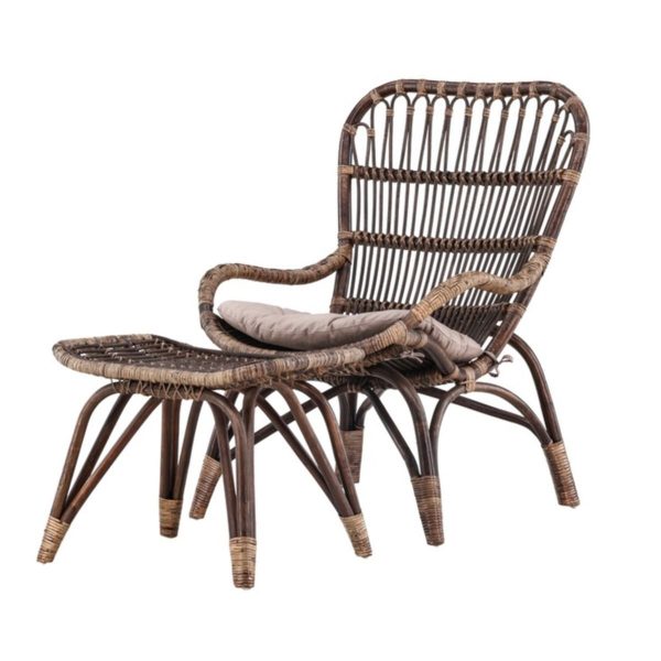 Fauteuil en rotin Ella marron avec coussin beige, fauteuil lounge en rotin naturel pour intérieur ou terrasse couverte