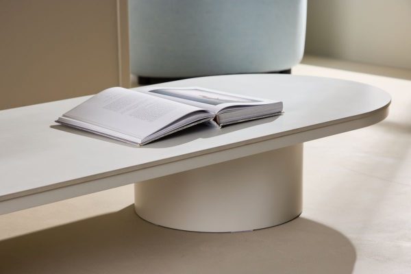 Table basse Alba beige 190 x 60 cm – Pierre frittée