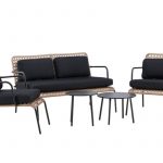 Salon de jardin Capri en métal noir et rotin tressé avec canapé, fauteuils et tables rondes pour terrasse et jardin