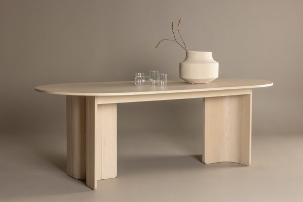 Table de salle à manger ovale Tyra