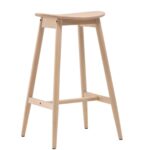tabouret de bar en bois varo - esprit rotin home (7) Tabouret de bar en bois VARO blanchi, design scandinave épuré avec repose-pieds, assise ovale en bois naturel