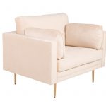 Fauteuil de salon crème Bosco esprit rotin home (9) Fauteuil de salon crème Bosco en velours avec assise profonde et coussins dans un intérieur contemporain