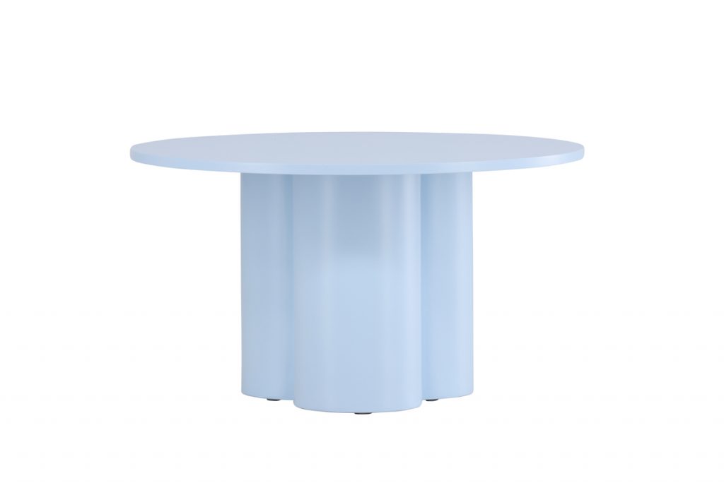 Table basse bleue Olga en MDF, table basse ronde effet bois avec piètement sculptural