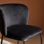 chaise de salle a manger edona noire (1) Chaise de salle à manger noire Edona – lot de 2