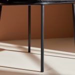 chaise de salle a manger edona noire (2) Chaise de salle à manger noire Edona – lot de 2