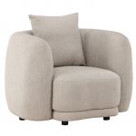 Fauteuil beige Cilio en tissu bouclé avec assise large, coussin de dossier et lignes arrondies