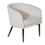 fauteuil blanc teddy esprit rotin home (8) Fauteuil blanc Teddy avec revêtement effet peluche et pieds acier noir dans un intérieur contemporain