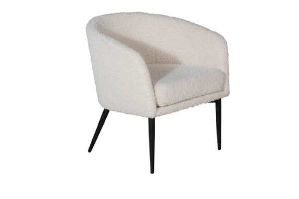fauteuil blanc teddy esprit rotin home (8) Fauteuil blanc Teddy avec revêtement effet peluche et pieds acier noir dans un intérieur contemporain