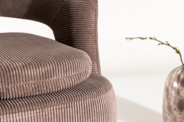 Fauteuil en velours marron Hardy