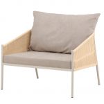 Fauteuil Loni beige avec coussins en tissu lin polyester, structure métal et côtés tressés naturels